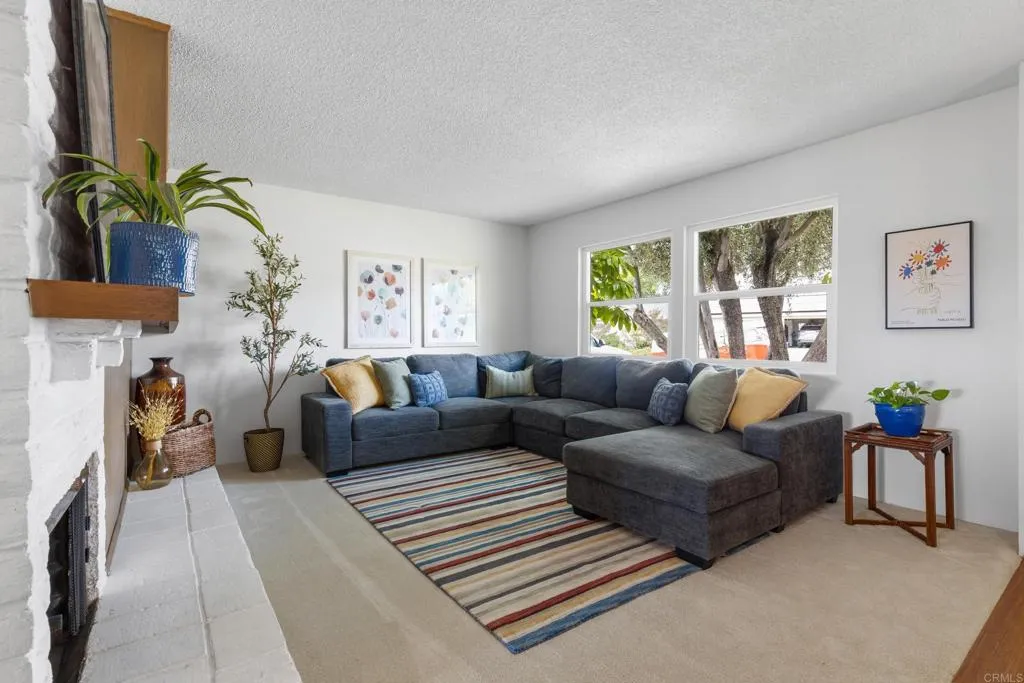 https://cdn.realtyfeed.com/cdn/127/306734507/7343c3f6677b3dbf6c1d7e7a0c26704e.webp
