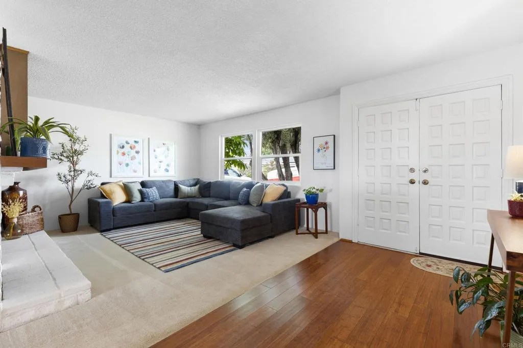 https://cdn.realtyfeed.com/cdn/127/306734507/b85c1ad1c0f8f1ff17eb3fb5e85fb8e8.webp