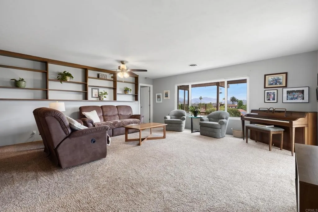 https://cdn.realtyfeed.com/cdn/127/306734507/d7cb73b7ceed76bedf2aff0084a023bf.webp