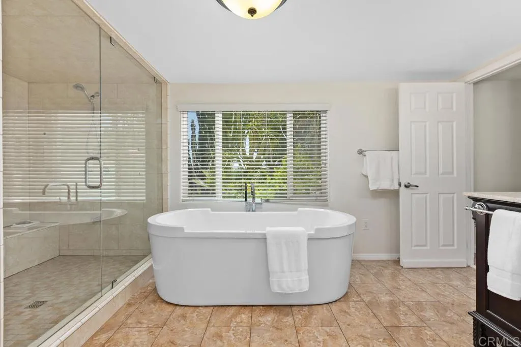 https://cdn.realtyfeed.com/cdn/127/306734510/7e8ca69a509b96427e49857247c7cd12.webp