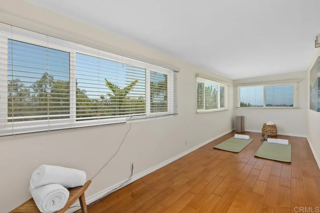 https://cdn.realtyfeed.com/cdn/127/306734510/eeea67b8acde3abc71a778a9f0d44c08.webp