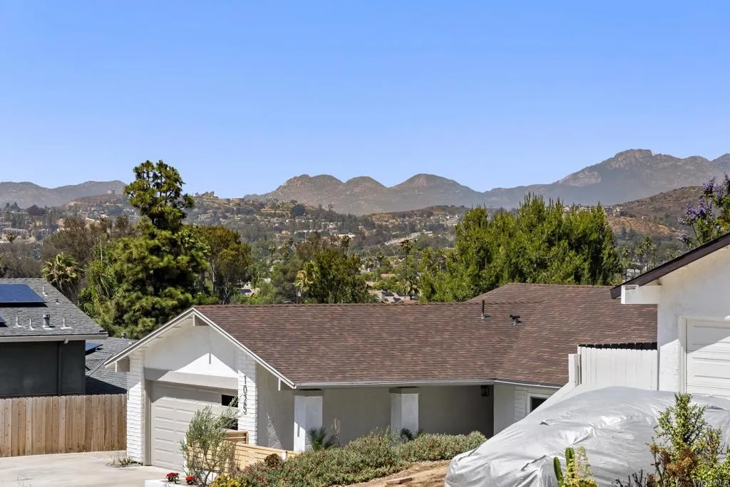 https://cdn.realtyfeed.com/cdn/127/306734529/050570ba356f66e75c043ec117432311.webp