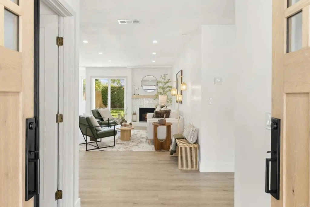 https://cdn.realtyfeed.com/cdn/127/306734529/877d5ded4b214835b547e7450b50d98a.webp