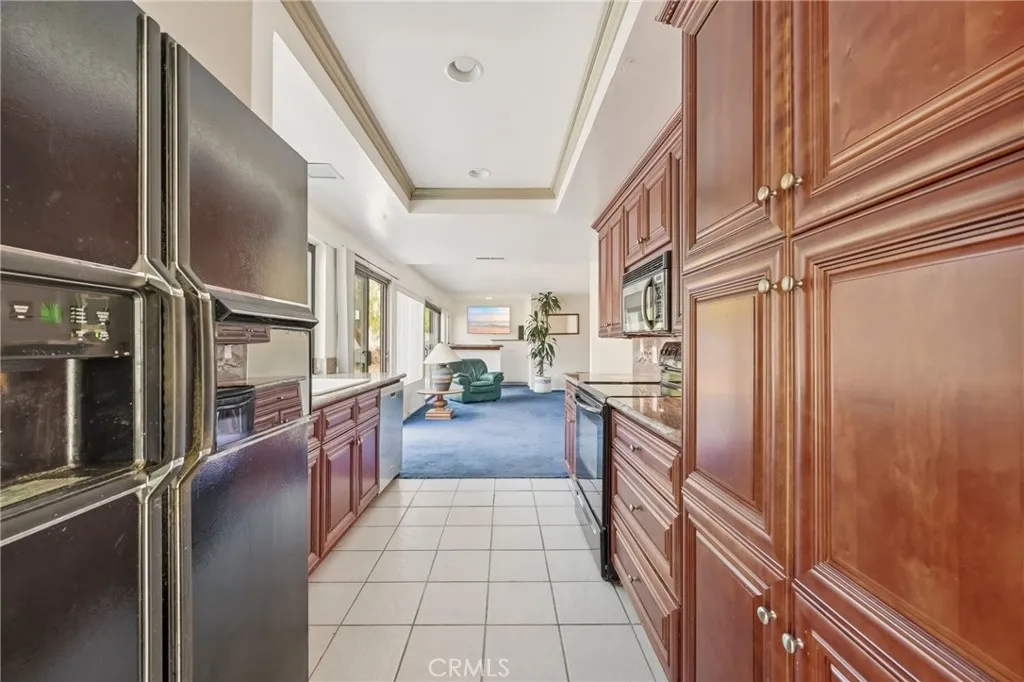 https://cdn.realtyfeed.com/cdn/127/306734530/30a80e1ed118d286f966119a8d63fea6.webp