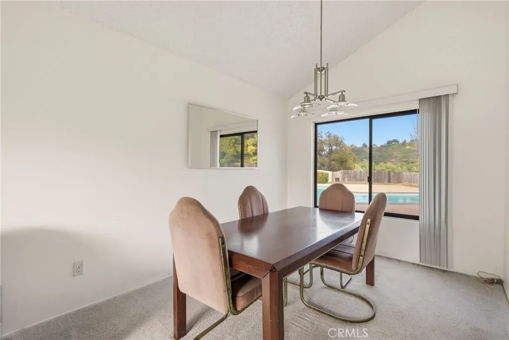 https://cdn.realtyfeed.com/cdn/127/306734530/bb38623933e8b2a24b96823b44b53355.webp