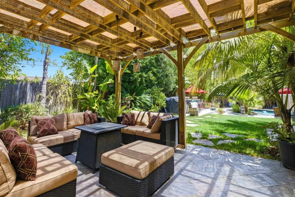 https://cdn.realtyfeed.com/cdn/127/306734573/24d4bc217a0de03151e4372f75e36234.webp