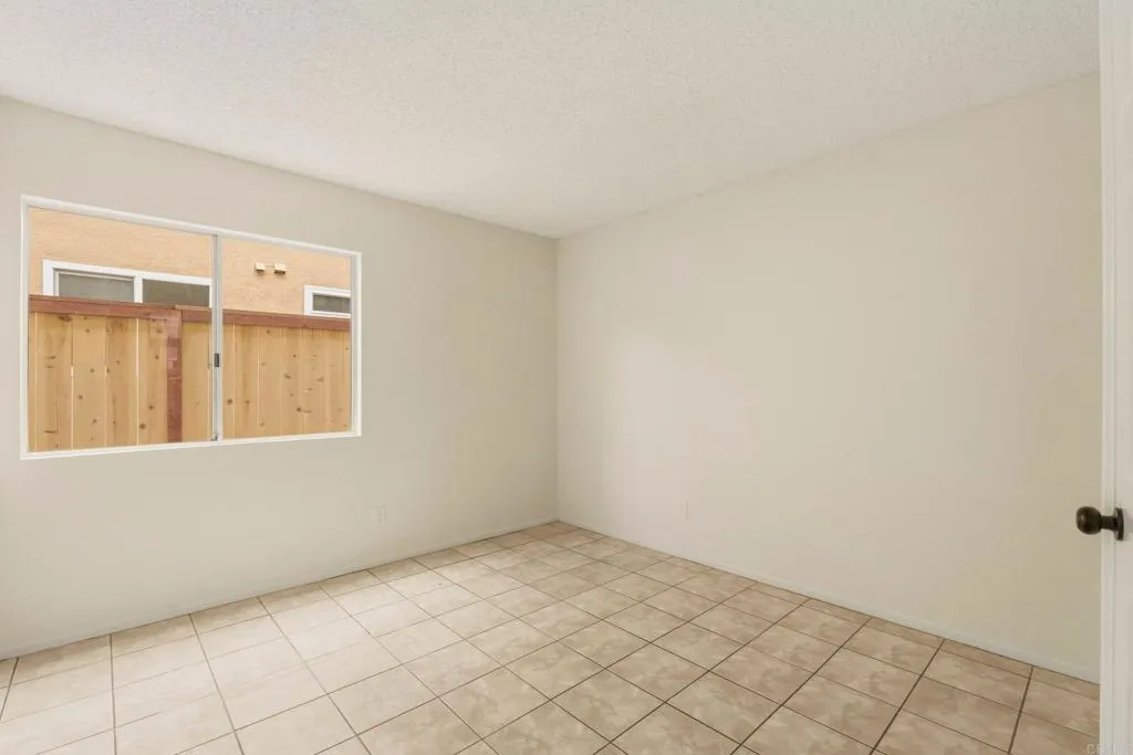 https://cdn.realtyfeed.com/cdn/127/306734575/1769ef64c4b8bf00981d2f91659be9c0.webp