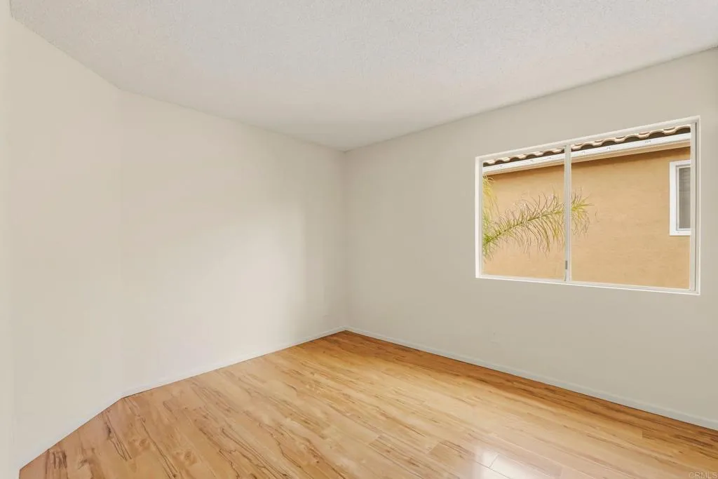 https://cdn.realtyfeed.com/cdn/127/306734575/740b49467cecac9374bb6d8f12f07263.webp