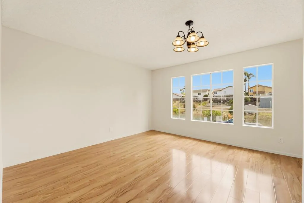 https://cdn.realtyfeed.com/cdn/127/306734575/983497b2d692873dee69ed922d042f16.webp