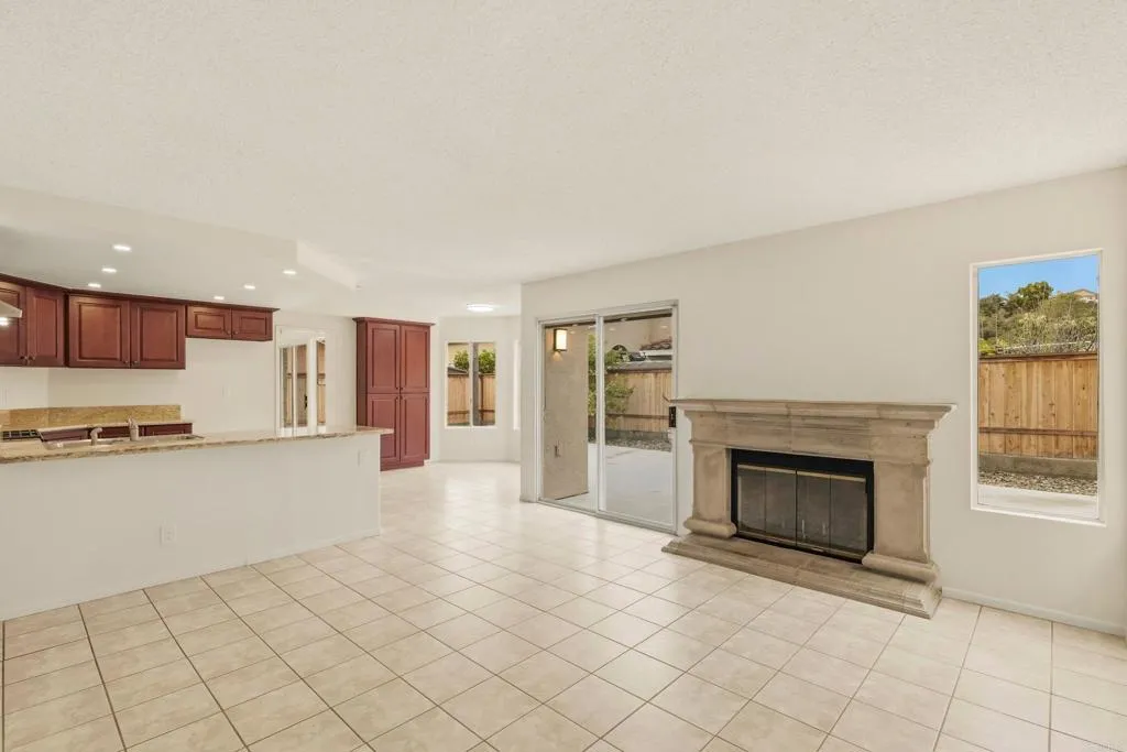 https://cdn.realtyfeed.com/cdn/127/306734575/dc79f34c7e02b5c3574269dce06a9cea.webp