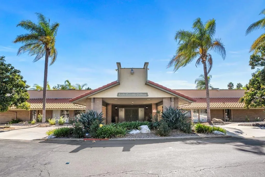 https://cdn.realtyfeed.com/cdn/127/306734633/0537c1a9886dd40a61902a00d729a78f.webp
