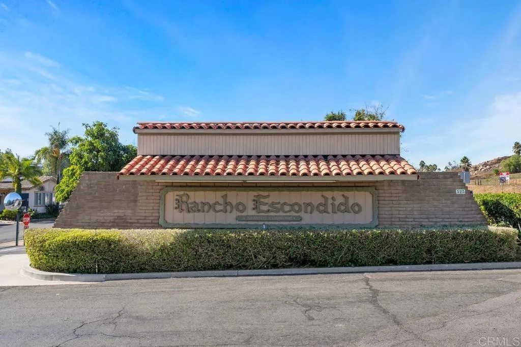 https://cdn.realtyfeed.com/cdn/127/306734633/84857b1eb5ec7917b6f0696ae87999b1.webp