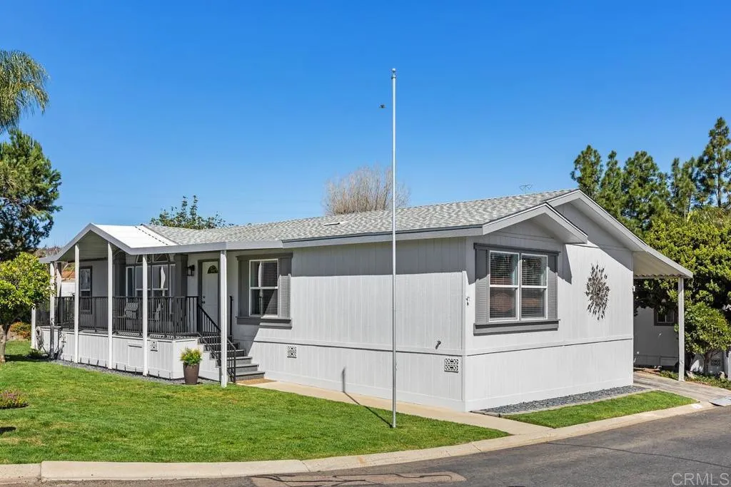 https://cdn.realtyfeed.com/cdn/127/306734633/9c30db0211061ffac000eb149d5d1998.webp