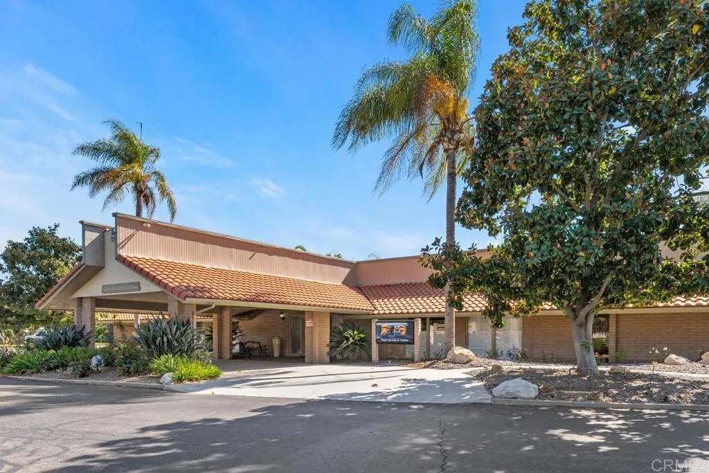 https://cdn.realtyfeed.com/cdn/127/306734633/a1e98c90c2f4d382b09603bdae588ba8.webp