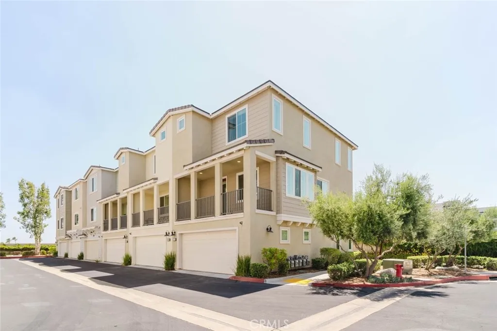 Pomona, CA 91767