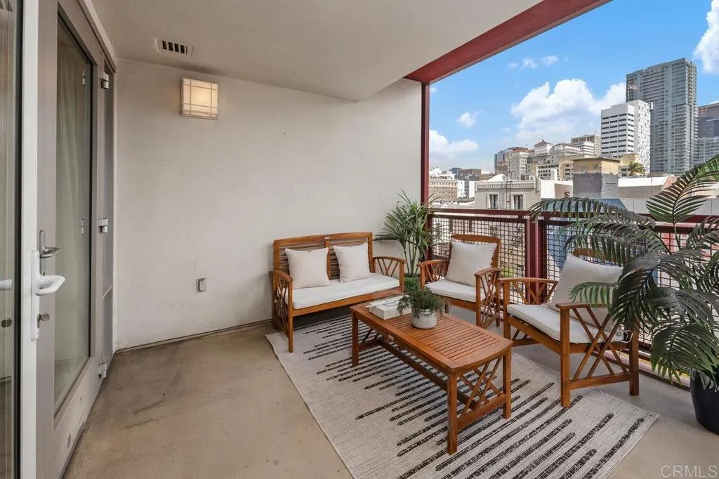 https://cdn.realtyfeed.com/cdn/127/306734641/e3dc9de410e05eaa859b5fc1e728174c.webp