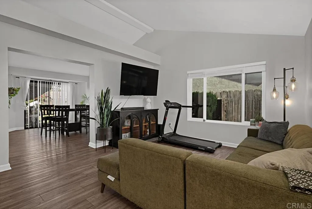 https://cdn.realtyfeed.com/cdn/127/306734649/1c7df64c1fb0cd95ad5785f61cf7f6ad.webp
