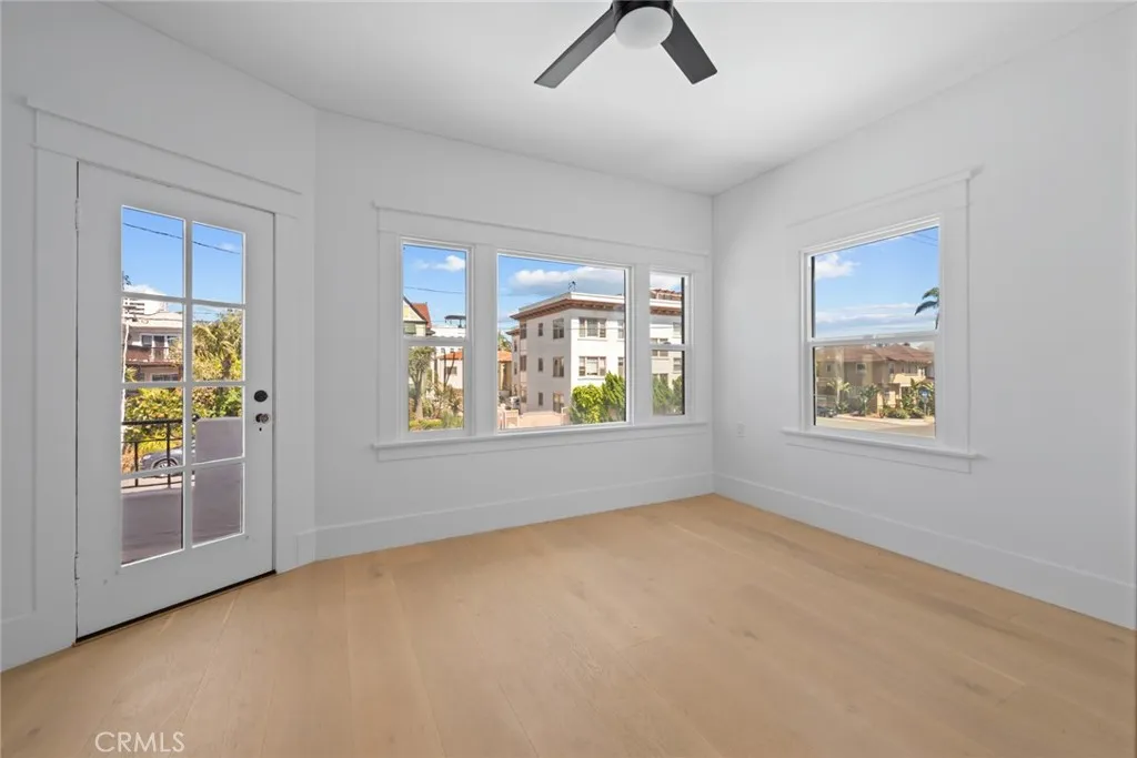 https://cdn.realtyfeed.com/cdn/127/306734723/0911d6f4f428be6a4174c056ca2eaff2.webp