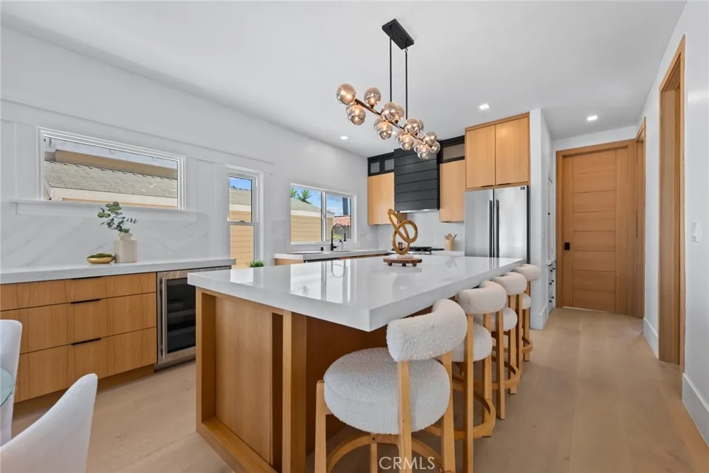 https://cdn.realtyfeed.com/cdn/127/306734723/652037e1abc1439e6233aa9437ac2781.webp