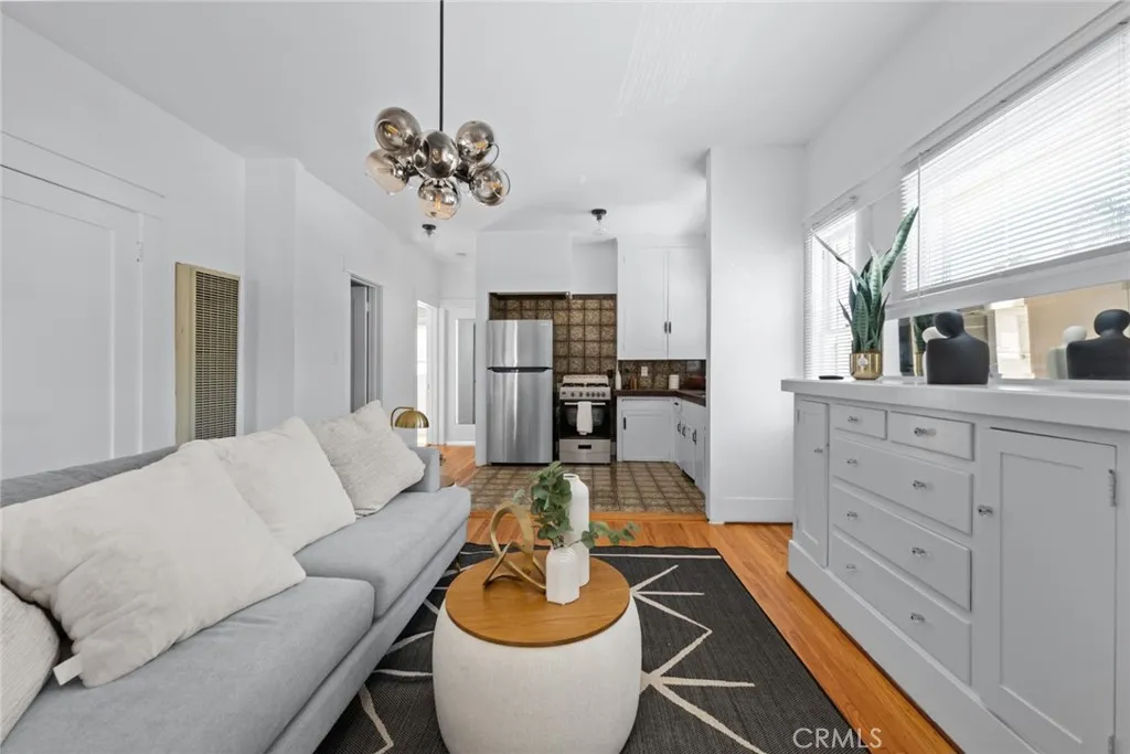 https://cdn.realtyfeed.com/cdn/127/306734723/763f7385138f04e3ac643e44d3987efc.webp