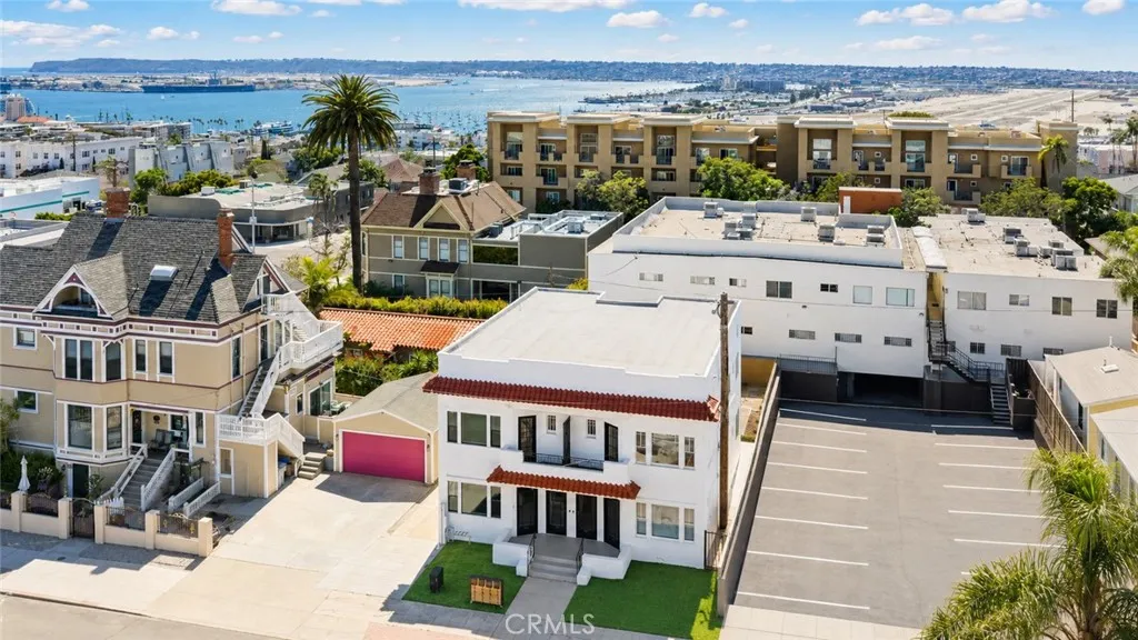 https://cdn.realtyfeed.com/cdn/127/306734723/91f8231b7564bbbf98cdb57560b5ba83.webp