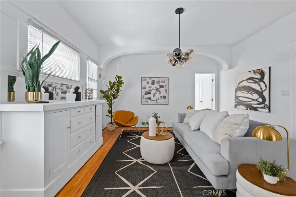 https://cdn.realtyfeed.com/cdn/127/306734723/c1d43ec9ede7ee4c704948b87ec4f5d5.webp