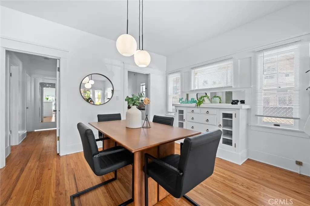 https://cdn.realtyfeed.com/cdn/127/306734723/d04ee4376ff32572f2d2e893b7d47591.webp