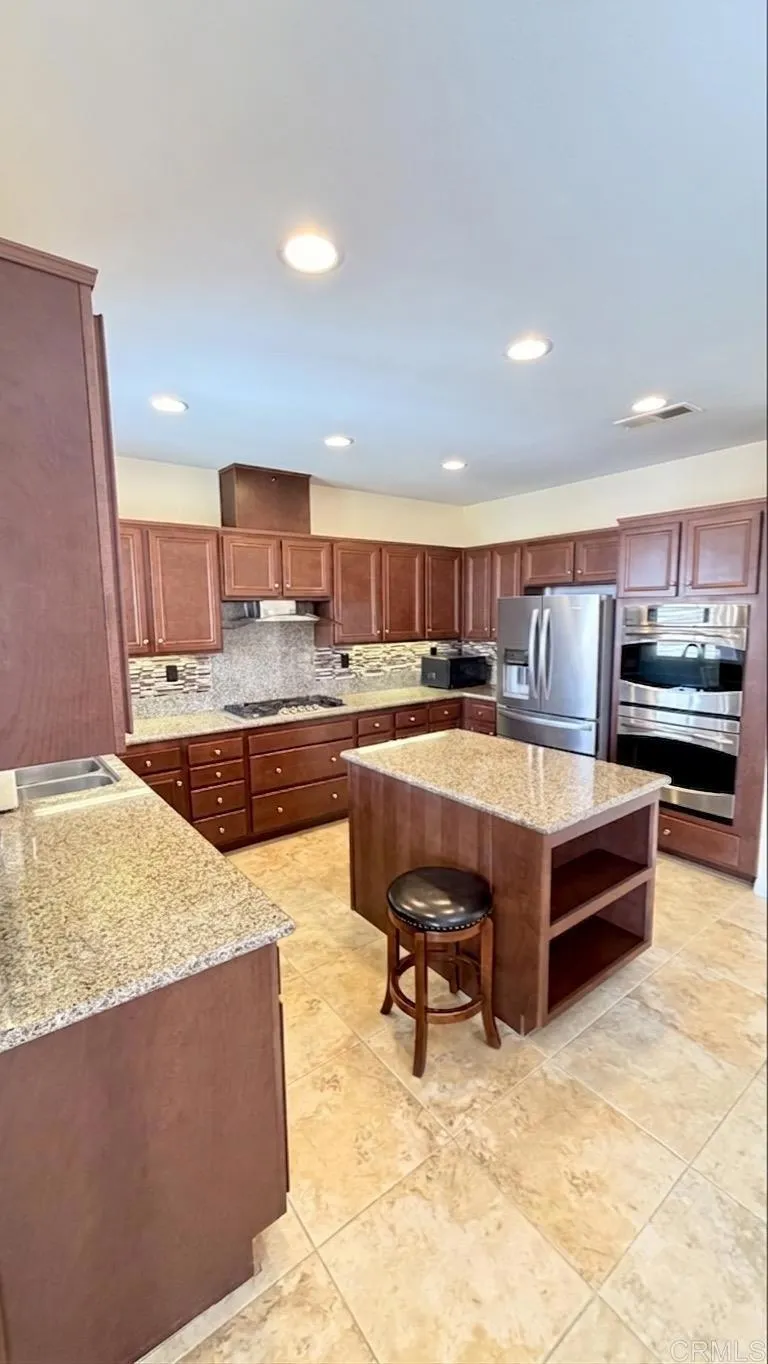https://cdn.realtyfeed.com/cdn/127/306734748/407edd03c94ed3dfe651aef0f8f0eeae.webp