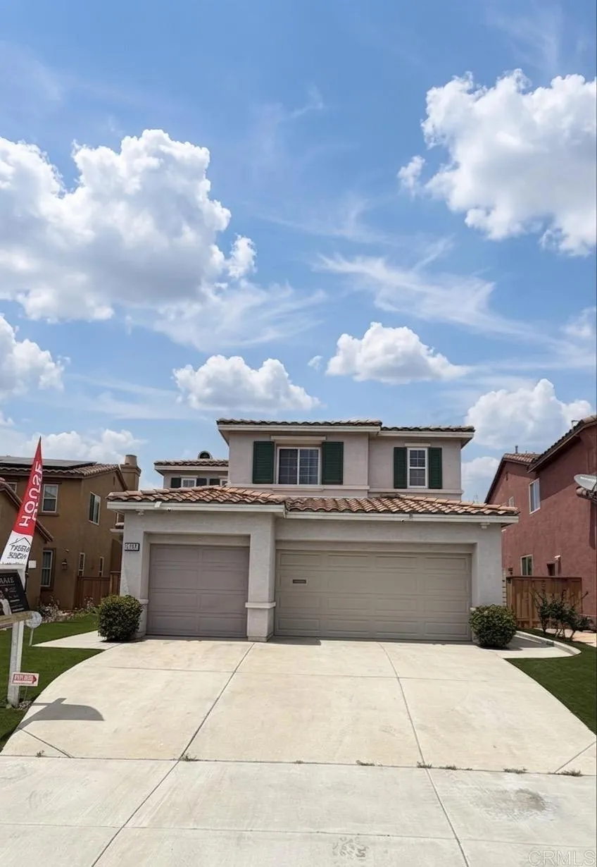 https://cdn.realtyfeed.com/cdn/127/306734748/e3dcbb5a74ea184860a77f629a837203.webp
