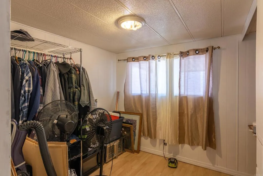 https://cdn.realtyfeed.com/cdn/127/306734775/2be82f289784d9e5d34d3449f7537761.webp