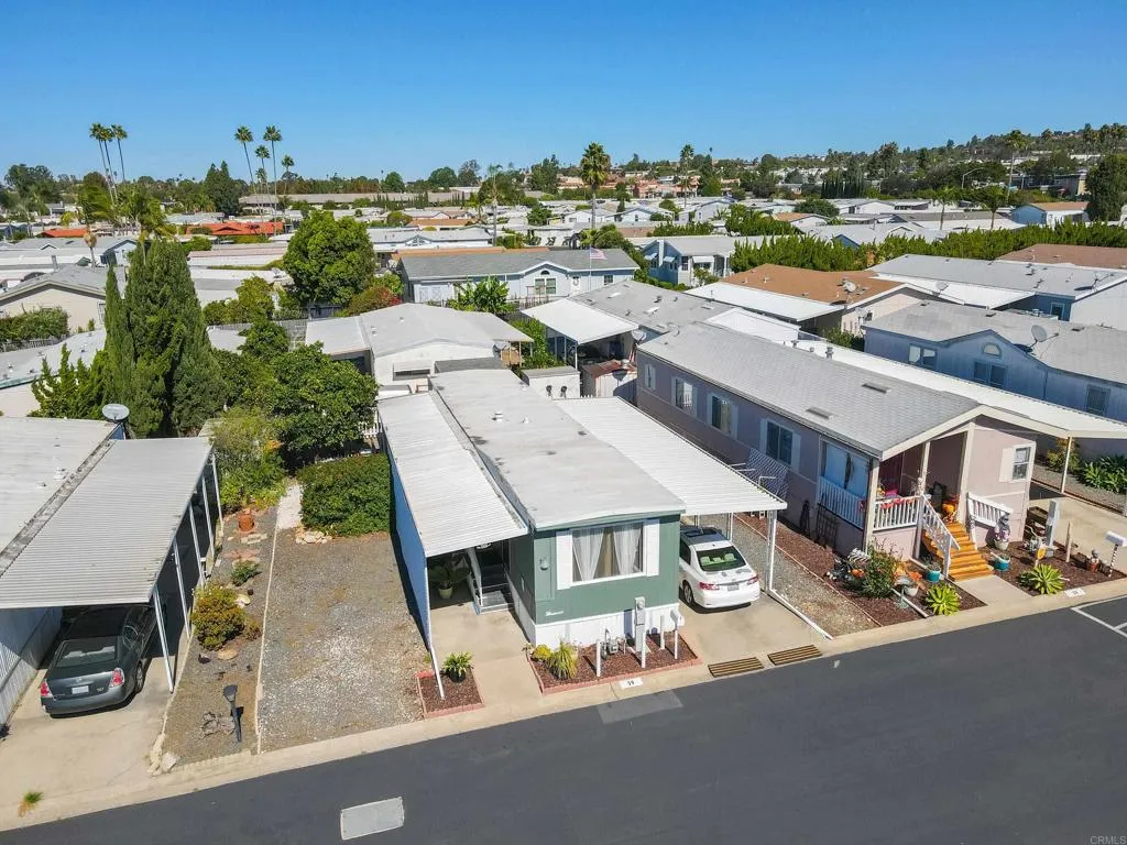 https://cdn.realtyfeed.com/cdn/127/306734775/d8acdc72844695778c7f667d99b506a4.webp