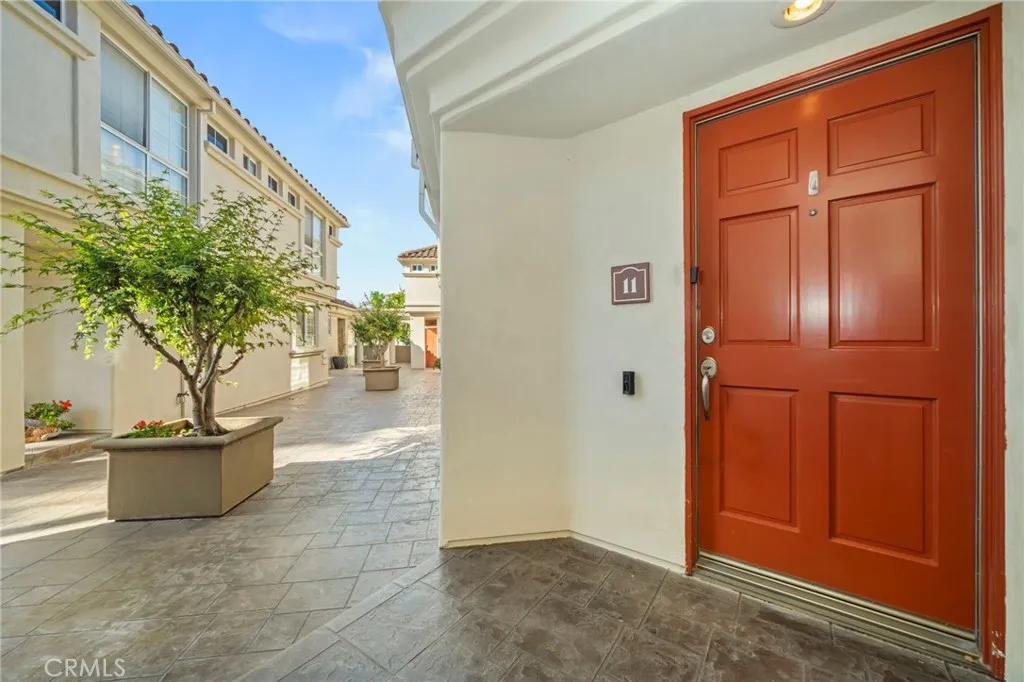 Newport Beach, CA 92663