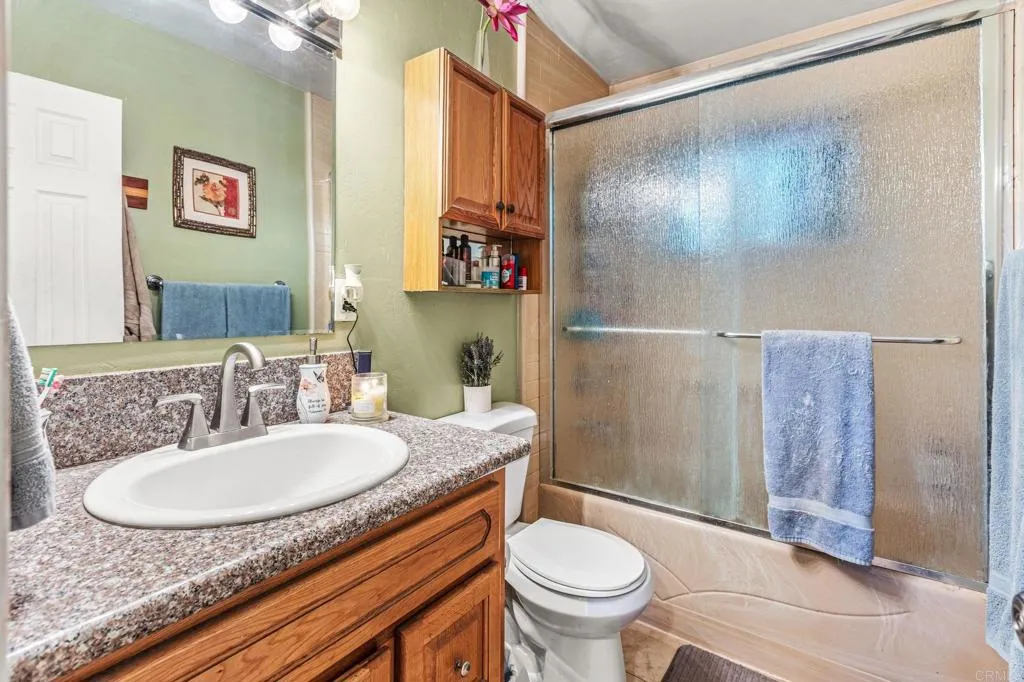 https://cdn.realtyfeed.com/cdn/127/306734803/b27be0212597446831c1951d9600621f.webp