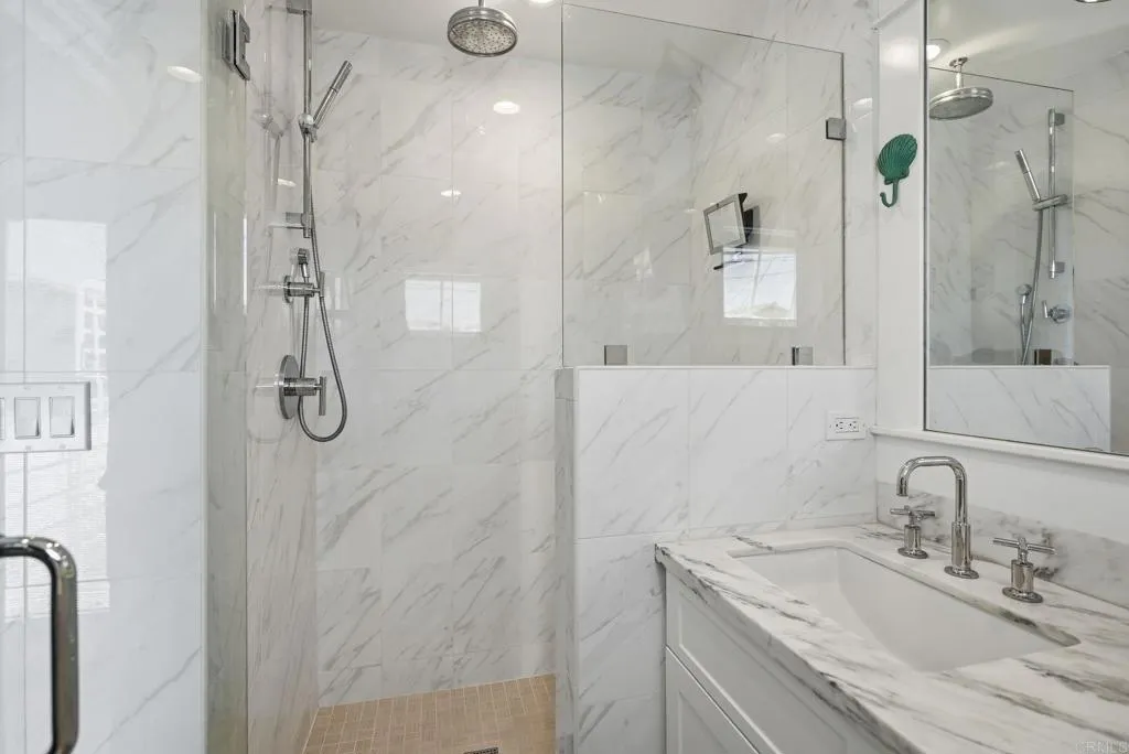 https://cdn.realtyfeed.com/cdn/127/306734810/56a42d037009a8314714110987008f0a.webp
