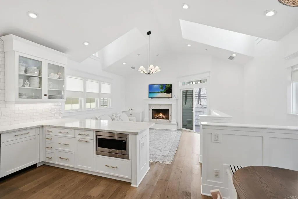 https://cdn.realtyfeed.com/cdn/127/306734810/66e90c0e03735c868bee11f5a2d95ea9.webp