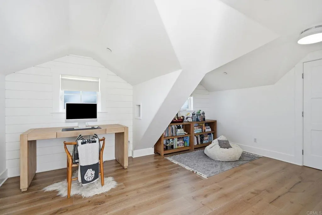 https://cdn.realtyfeed.com/cdn/127/306734810/88349842e6af492c0b84937d8f5a7c62.webp