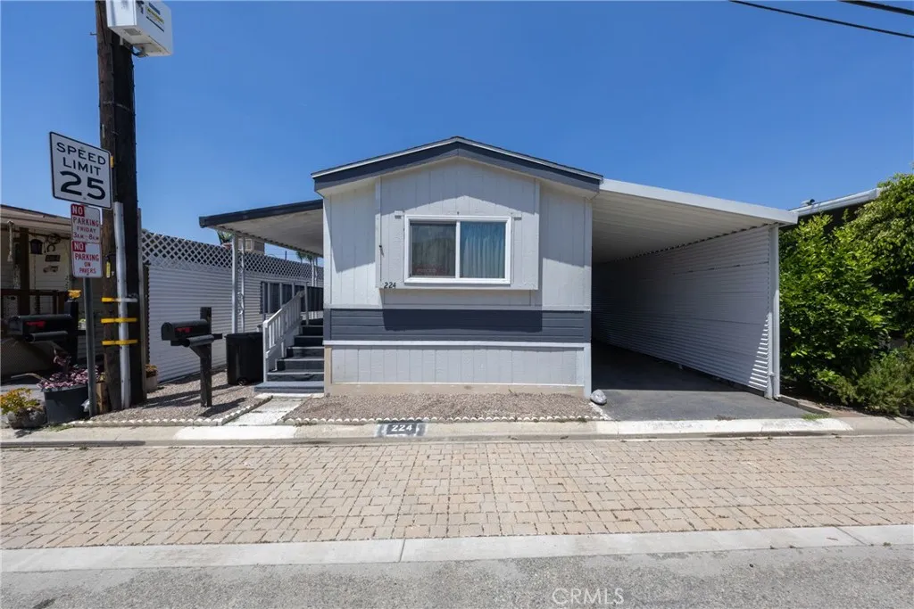 10001 W Frontage Unit 224, South Gate, CA 90280 - Photo 4 of 29, South Gate, CA