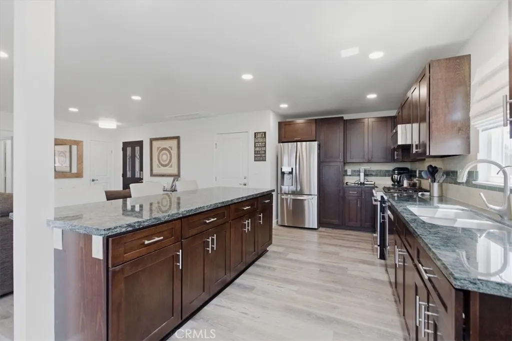 https://cdn.realtyfeed.com/cdn/127/306734855/9e2d6d2e60df2baa9615cafb6acbc3dd.webp