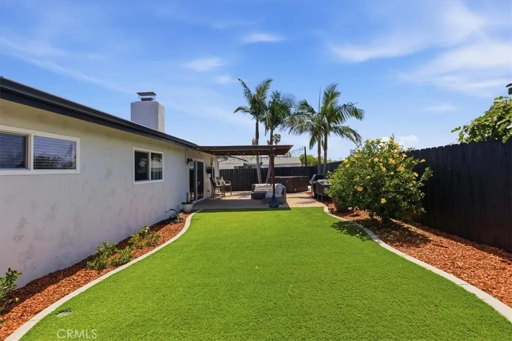 https://cdn.realtyfeed.com/cdn/127/306734855/f7b494632cc293c01000fefb281a15e7.webp