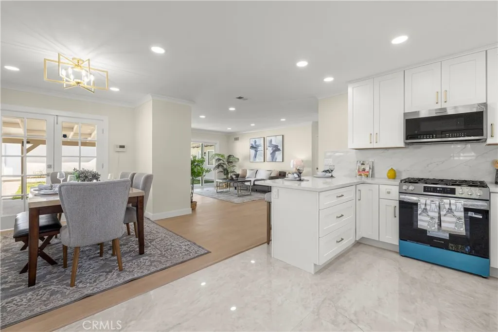 Granada Hills, CA 91344