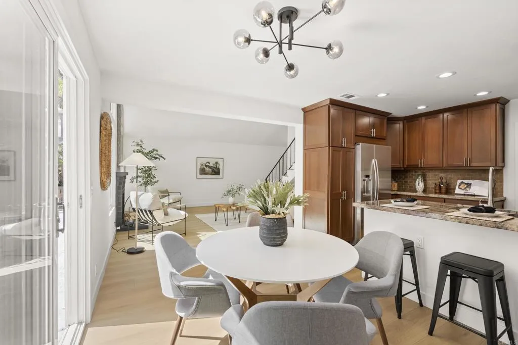 https://cdn.realtyfeed.com/cdn/127/306734868/071058f6602bf9d2cf8bc5e4bafcb502.webp