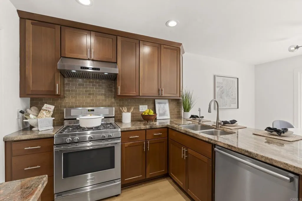https://cdn.realtyfeed.com/cdn/127/306734868/336349cc2afd8ab6b248dfd301dc5ece.webp