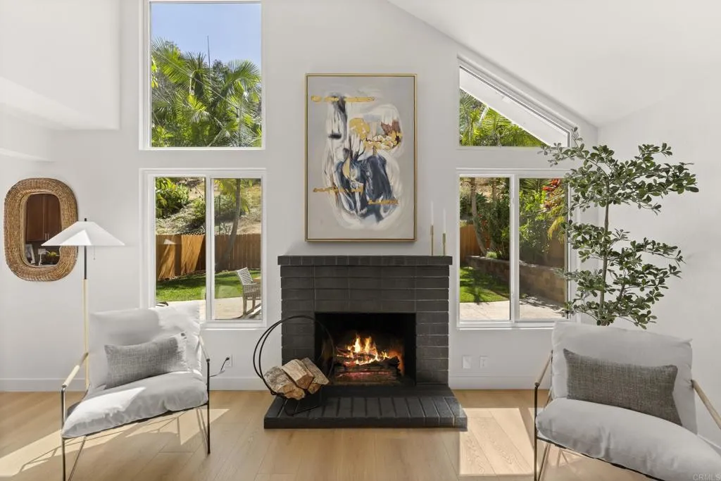 https://cdn.realtyfeed.com/cdn/127/306734868/35a694ba22b35901e8c574bc4f10ec7e.webp