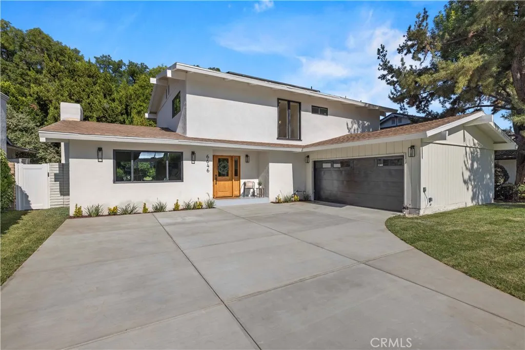 Lake Balboa, CA 91406