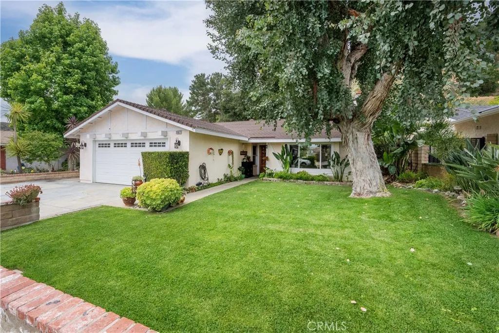 Castaic, CA 91384