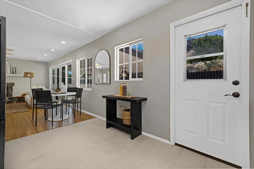 https://cdn.realtyfeed.com/cdn/127/306734882/0425713ebb3fbb1bda6d6af6b74fb3e3.webp