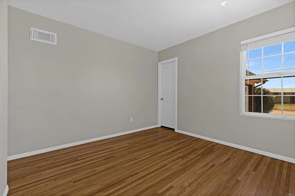 https://cdn.realtyfeed.com/cdn/127/306734882/07a5517e70bc54161312e86ea4ed159d.webp