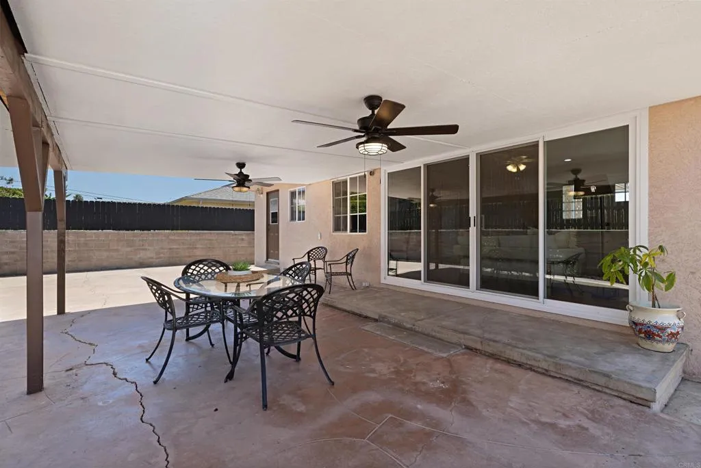 https://cdn.realtyfeed.com/cdn/127/306734882/abec5ff18a5bda73f1ed5dd2bb7a634c.webp