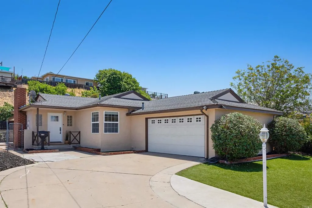 https://cdn.realtyfeed.com/cdn/127/306734882/bf510c78d78ed8d82f6ccbe130600900.webp