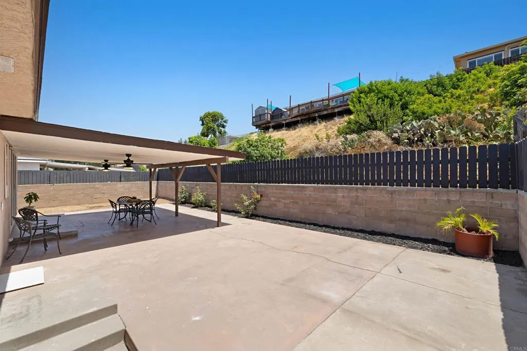 https://cdn.realtyfeed.com/cdn/127/306734882/f3fe40b72b822519674ed0c8aea916c9.webp